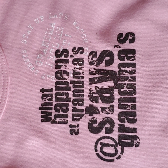 ๐ 4/$25 NWT Baby Bodysuit,What Happens at Grandma's ... (12-18 months) - Picture 4 of 10